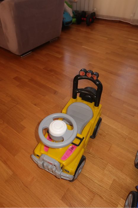 Детская машина каталка