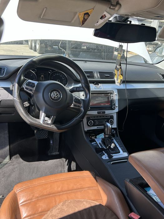 VOLKSWAGEN Passat CC 2011 — imagine 3