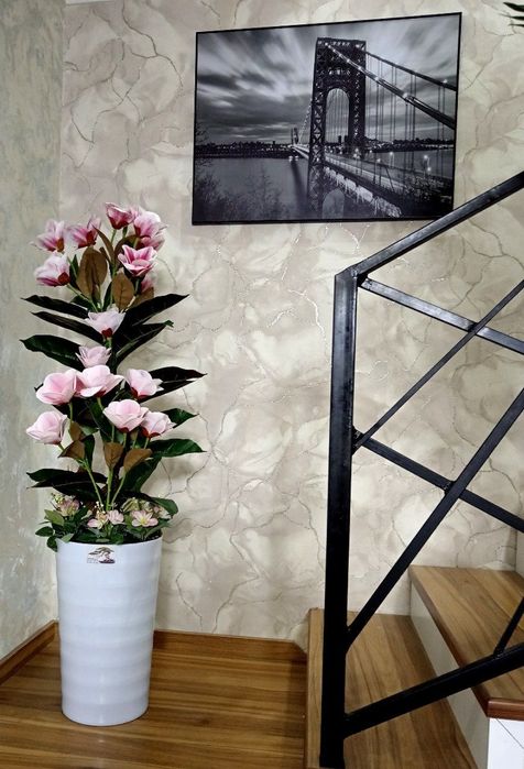 Suniy daraxt va gullar. Искусственные цветы и растения для офиса