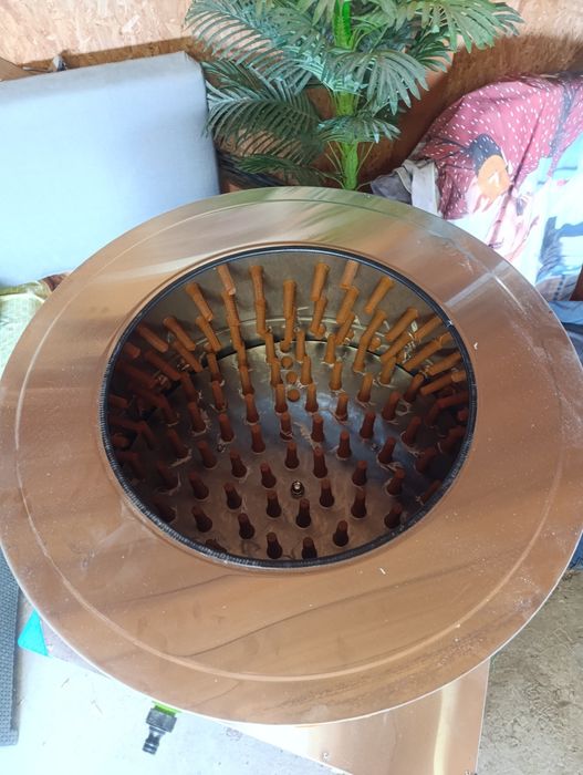 Mașină de penit păsări (găini,rațe,gâscă, curcan,  prepelițe,  vâna) .