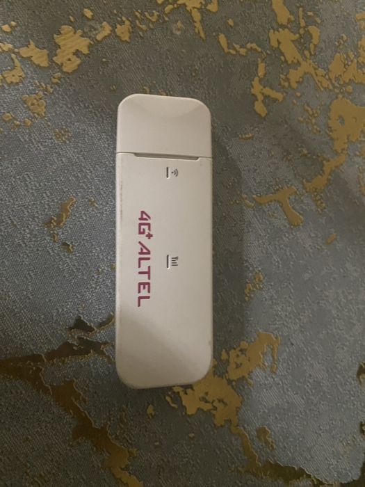 4G Wi-Fi роутер (модем) Altel W02