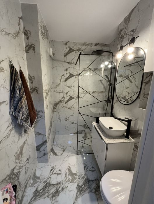 Inchiriez apartament cu 2 camere decomandat