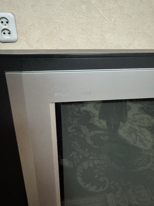 Продам телевизор