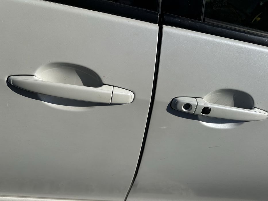 Продам заднип ручки на эстима