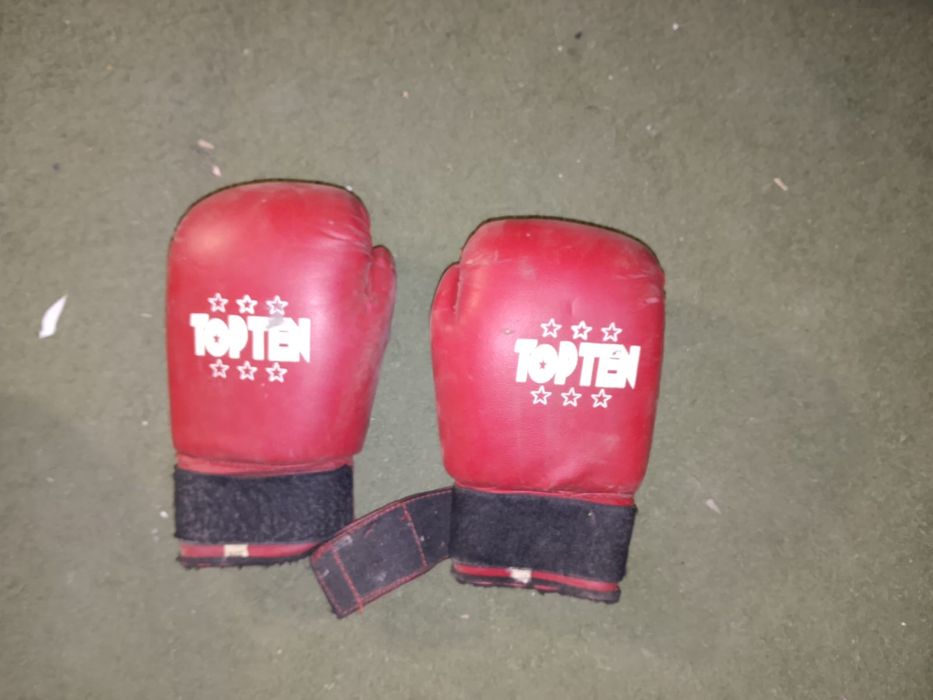 Продам грушу и перчатки все вместе