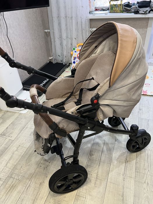 Продам коляску tutis nani