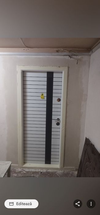 Montaj uși interior | Montaj usa metalica | Deblocări uși metalice, reglaje și reparații uși, montaj ușa sticlă glisanta și batanta | Filomuro