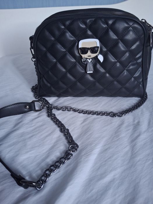 Дамска  чанта ..