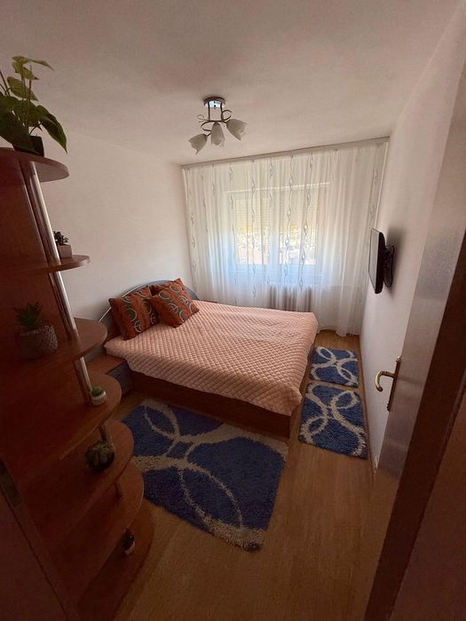 Apartament 3 camere zona Vlaicu