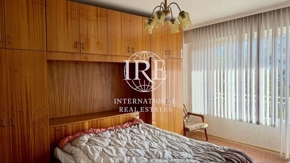 Продава се Четиристаен апартамент в Варна, Цветен квартал - 96 кв.м за 866 €/кв.м - Снимка #4