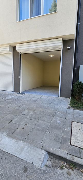 Дава се под наем Гараж / Паркомясто в София, Зона Б-5 - 20 кв.м за 178.5 € - Снимка #6