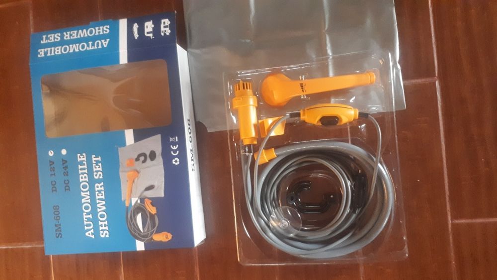 Duș alimentat la 12V. NOU, Nefolosit