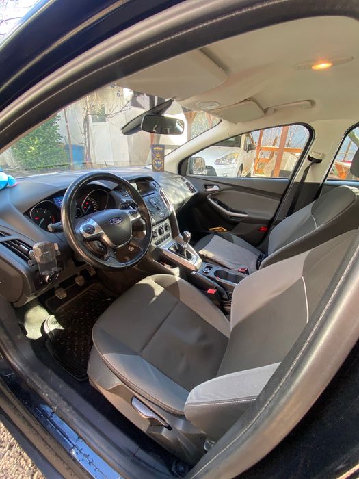 Vând Ford Focus an 2013