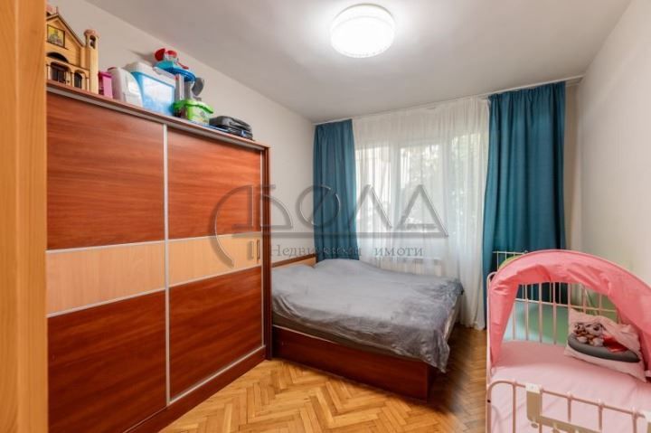 Продава се Тристаен апартамент в София, Славия - 110 кв.м за 2955 €/кв.м - Снимка #8