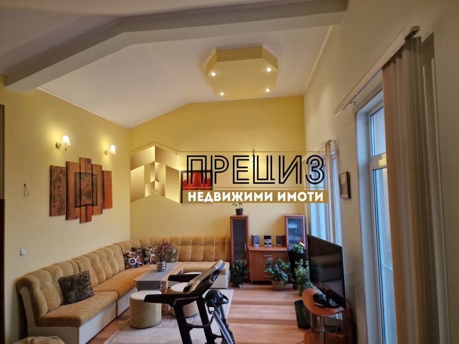 Продажба 2-стаен гр. Шумен - Пазара 77m²