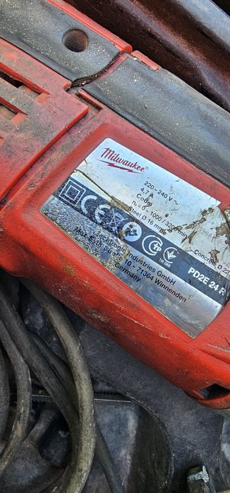 Masina de gaurit Milwaukee cu percuție, import italia