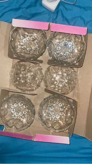 Диван,посуда кілем тегін бәрі