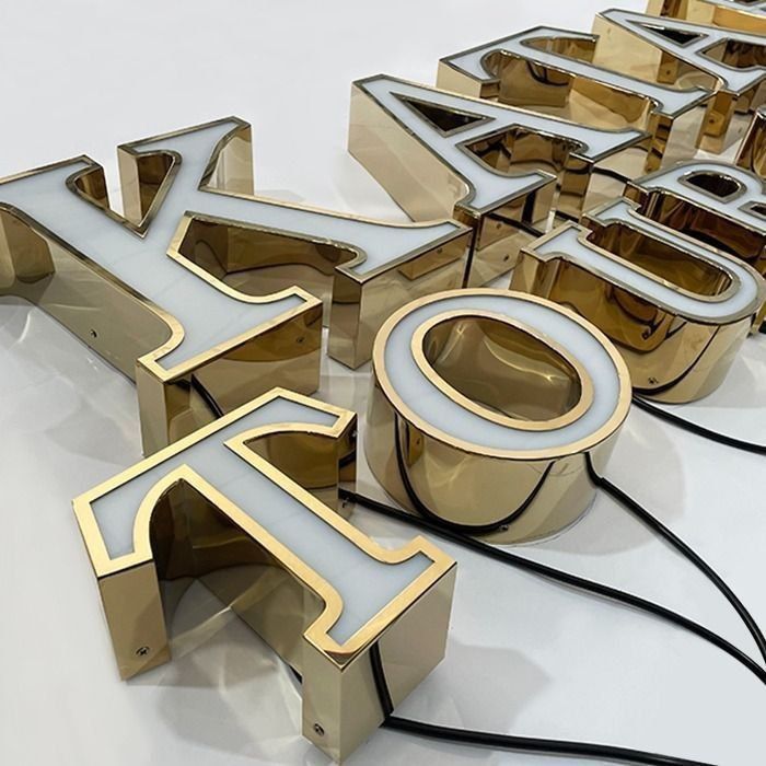 Рекламные, широкоформатные, 
внутреннее, наружные буквы.