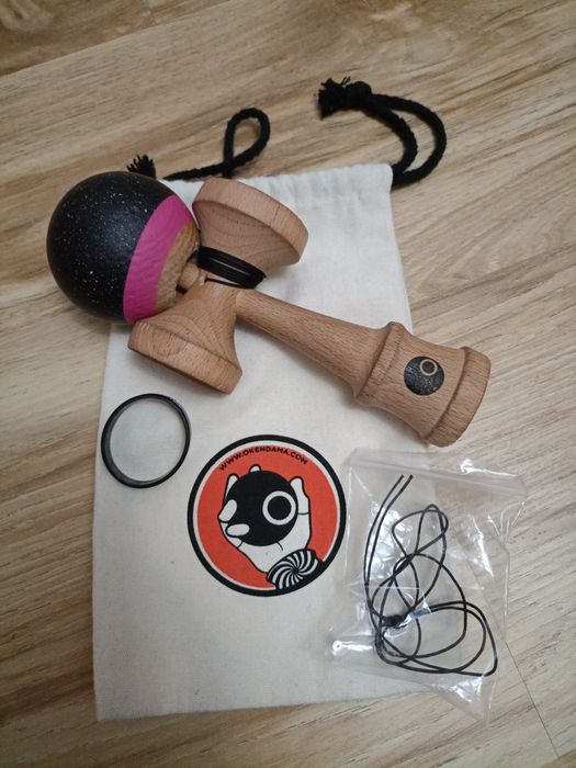 Kendama Tama Okendama Revo și Ken Okendama Maze Antiskid v2