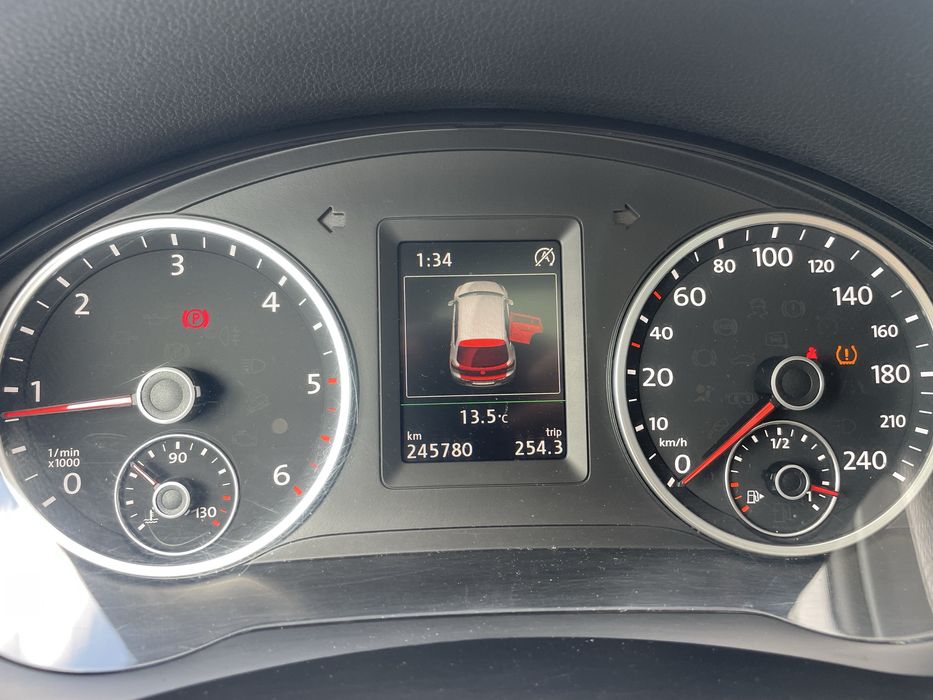 Vw Tiguan 2015 cityscape(Rline)