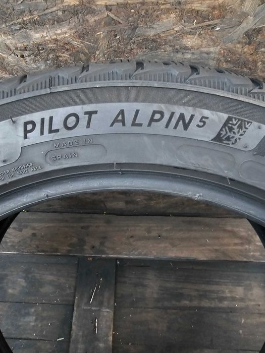 2 Anvelope 245 45 18