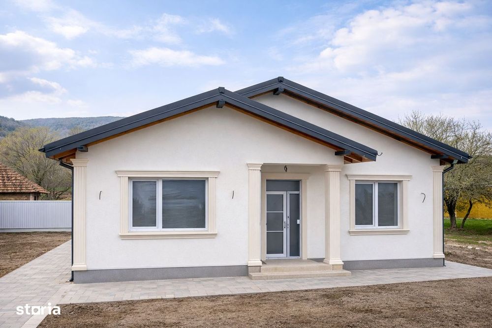 Casa Tomesti Iasi 3 camere, CANALIZARE si ASFALT!
