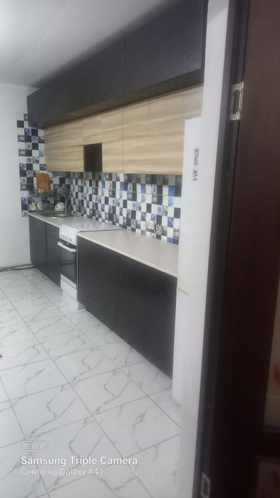 Продаётся  кухонный гарнитур