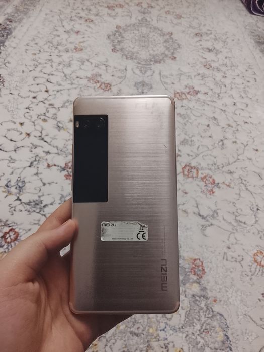 Meizu 7 pro с разразеным акумом в 0