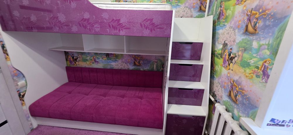 Продам 2х ярусную кровать