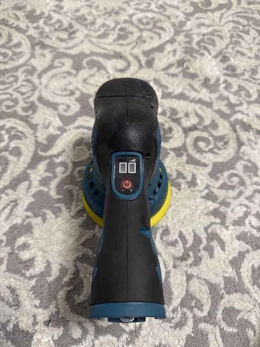 Продам полировочную машинку