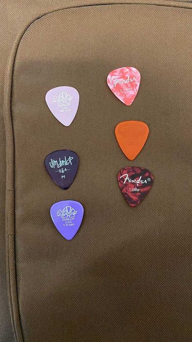 Акустическая гитара YAMAHA F310 оригинал, утепленный чехол + подарки