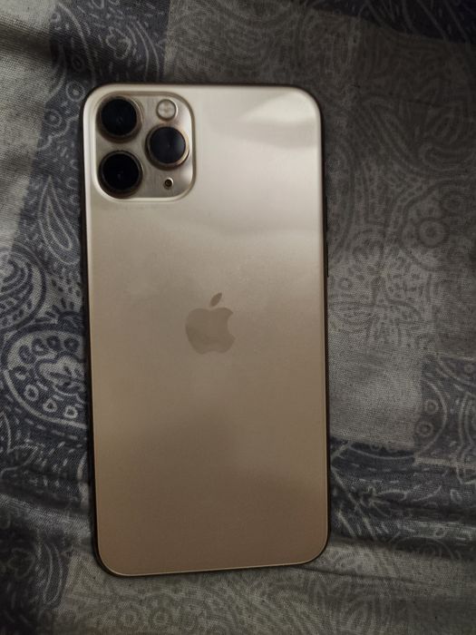 I Phone 11 Pro Gold rangda