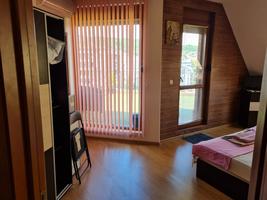 Боксониера в центъра под наем