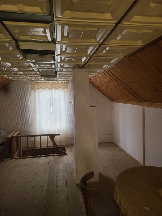 Товоксойда 7 сотикли ховли сотилади.