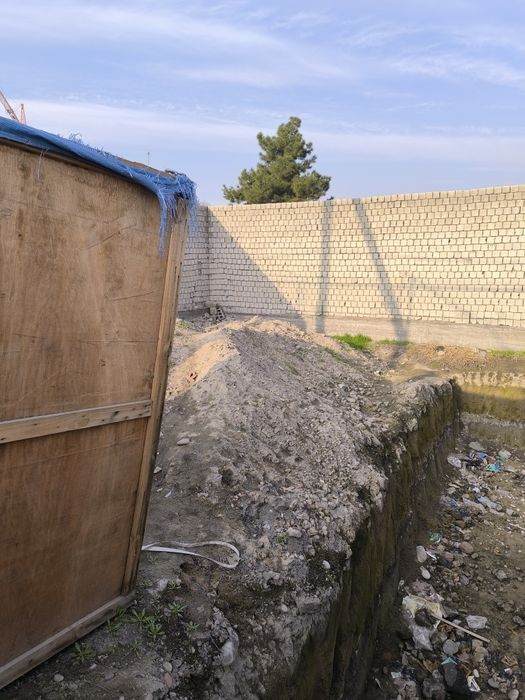 Продаётся земля 1,4 СОТКИ под магазин. ТУРКВО МАХАЛЛЯ ТАШКЕНТ. Срочно