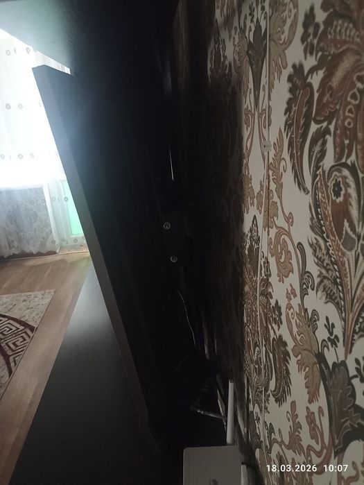 Продам телевизор