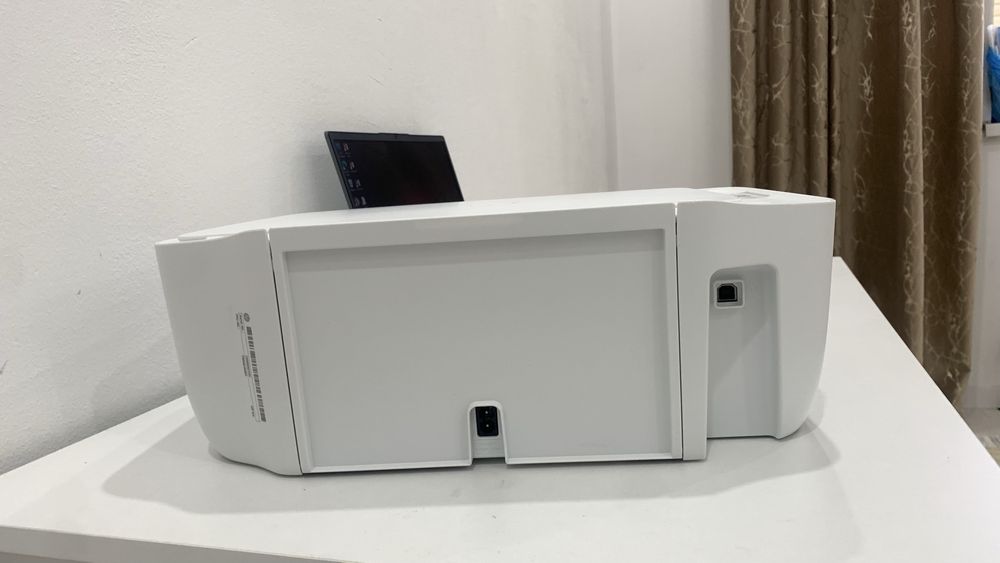 Принтер HP DeksJet 2320