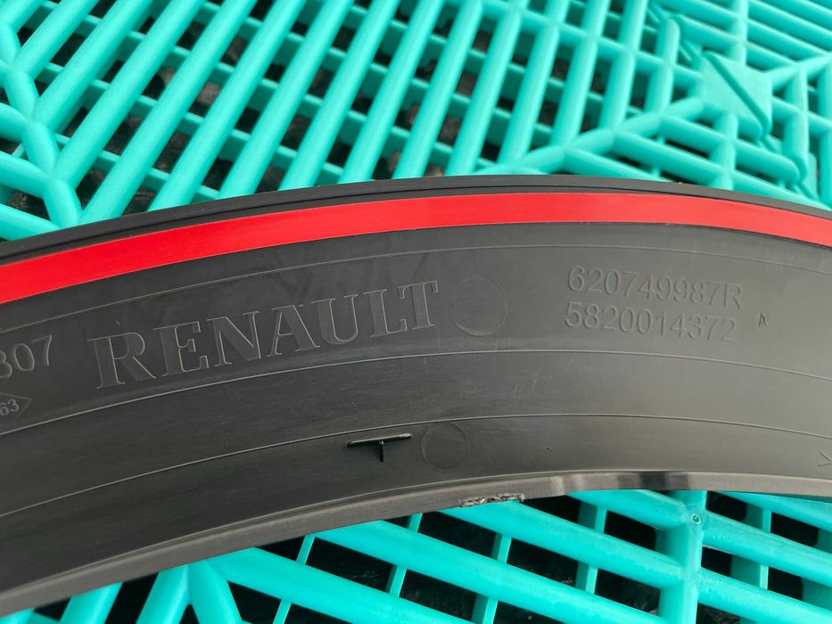 Set trim ornamente bandouri Renault Twingo 3 rs noi originala Renault