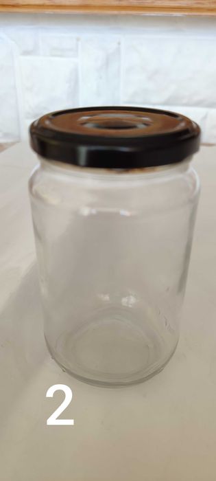 Буркани със винт