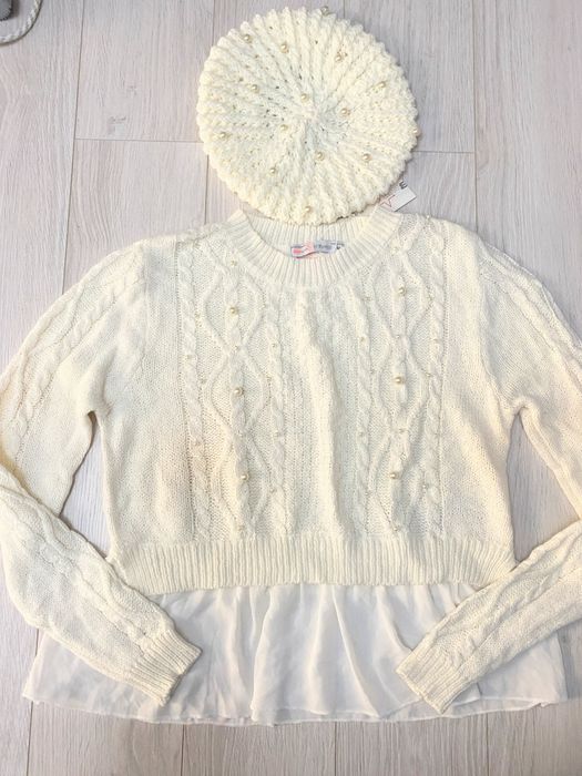SET Pulover si bereta cu perle aplicate, model deosebit