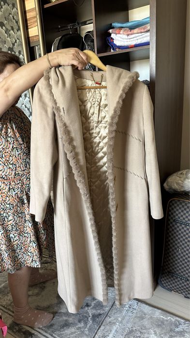 Продам пальто из кашемира 100%