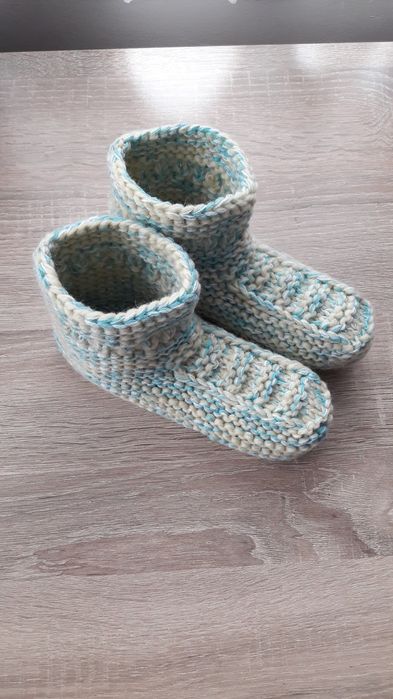 Детски, дамски и мъжки плетени вълнени чорапи/терлици