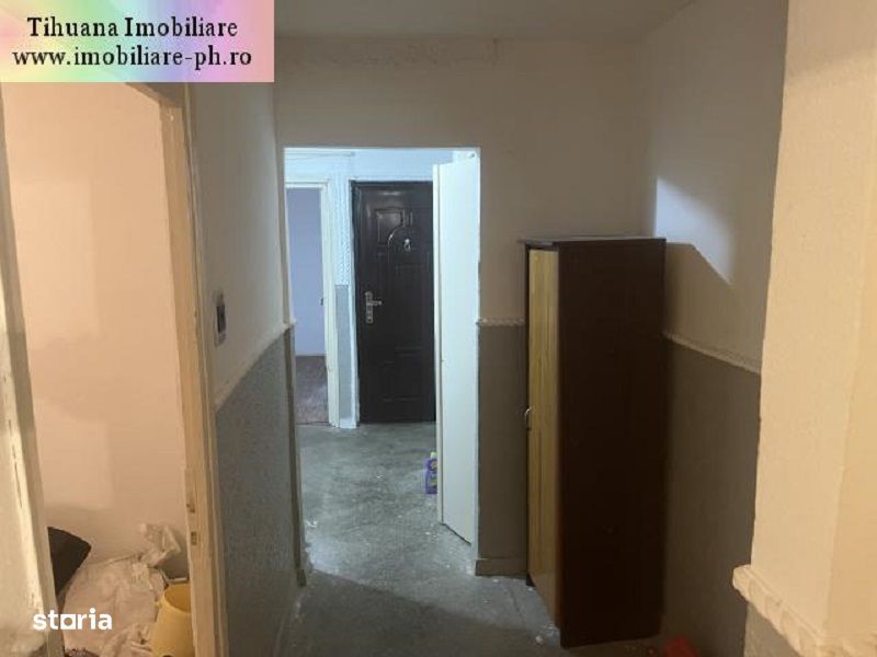 Apartament 3 camere de vanzare : 9 Mai-(Padina)