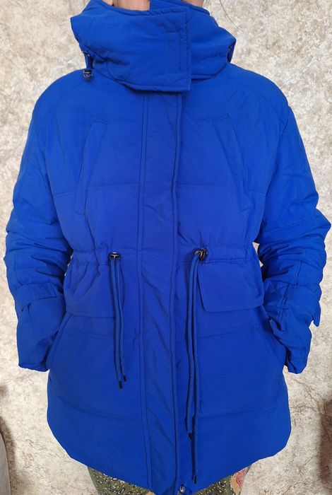 Продам куртку Новая