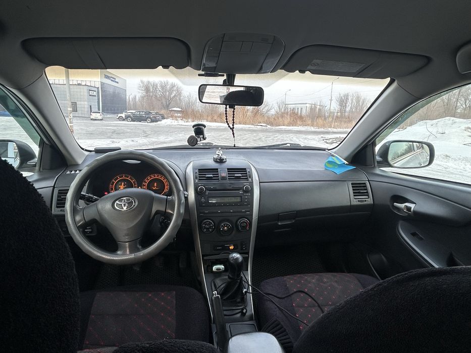 Продам тойоту короллу