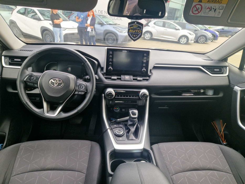 TOYOTA RAV4 2020 — imagine 3