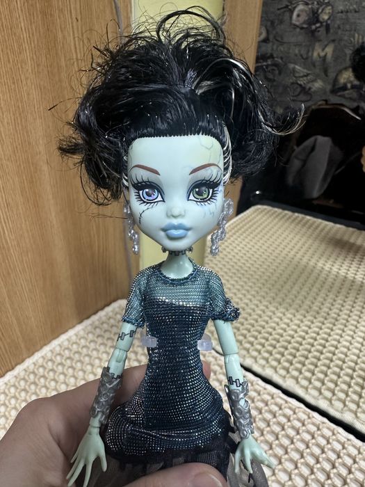 Продам куклу монстр хай!