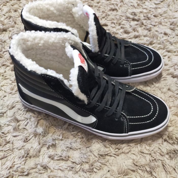 Продам мужские кеды Vans