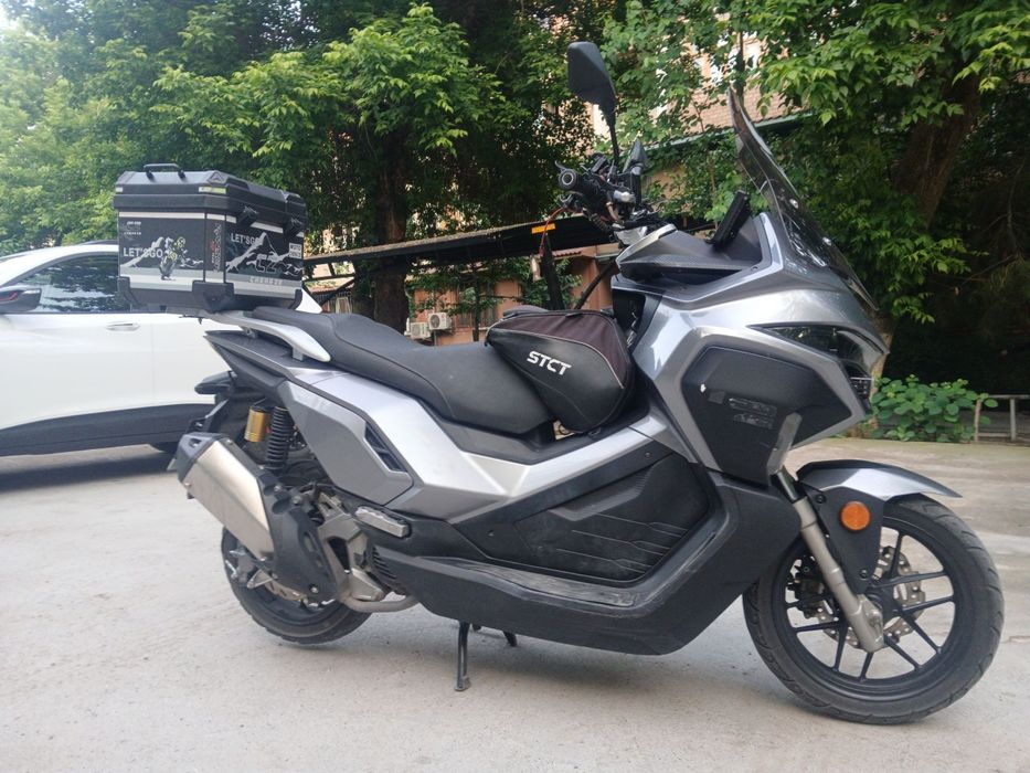 Skuter n max x max yamaha 180 kub