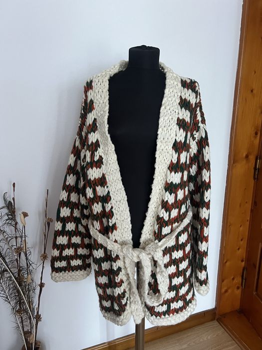 Cardigan croșetat damă
